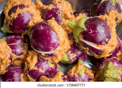 Close Up Of Egg Plant Stuffed With Spices , Brinjal Filled With Masalas 