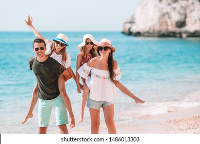 Close Family Four On Beach Playing Stock Photo 1486013303 | Shutterstock