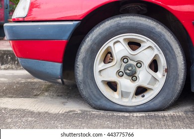 16,258 Empty tire Images, Stock Photos & Vectors | Shutterstock