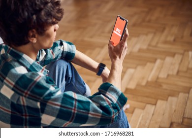 Close of gentleman calling emergency from smartphone stock photo