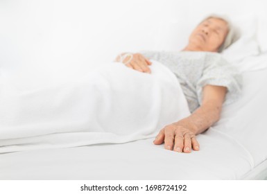 Close Up Hand On Bed, Palliative Care,  Old Asian Patient Sleep On White Bed, She Feeling Lonely, Necklace Old Female, Mother's Day