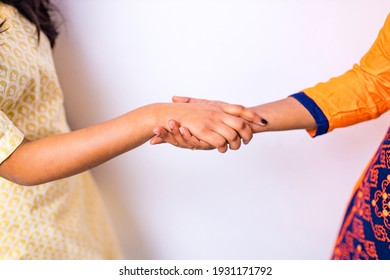 Indian Woman Hands Images Stock Photos Vectors Shutterstock