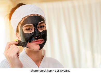 Download Gold Collagen Face Mask Images Stock Photos Vectors Shutterstock PSD Mockup Templates