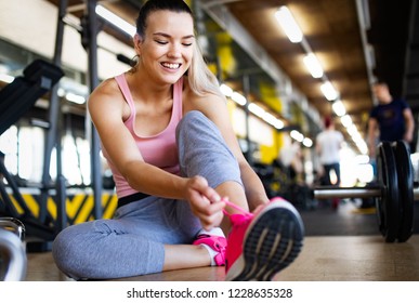 Close Image Attractive Fit Woman Gym Stock Photo 1228635328 | Shutterstock