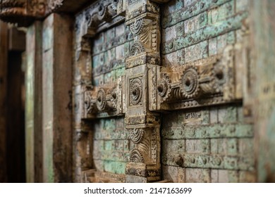 Close Up Indian Wooden Old Door Vintage Texture Background. Ancient Mughal Art Door Doors Made Of Authentic Material In An Old Building Entrance. Weathered Wood Carved Door In India. Selective Focus.