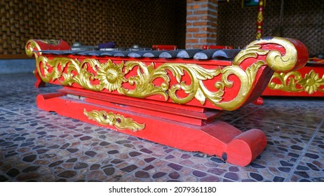 316 Gambang gamelan Images, Stock Photos & Vectors | Shutterstock