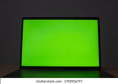 51,176 Laptop Green Screen Images, Stock Photos & Vectors | Shutterstock