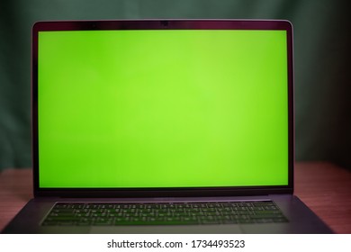 Close Laptop Green Screen On Table Stock Photo 1728829174 | Shutterstock