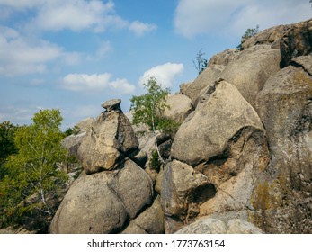 A close up of a large rock