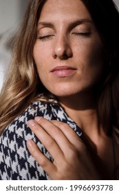 Close up of a light on the woman’s face