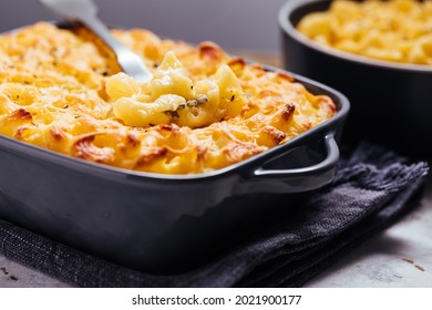 Close up of mac and cheese baked in Owen with fork