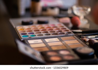 close up makeup case