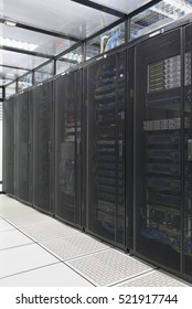 1,000 Empty server rack Images, Stock Photos & Vectors | Shutterstock