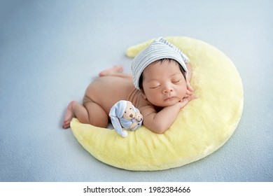 newborn frog hat