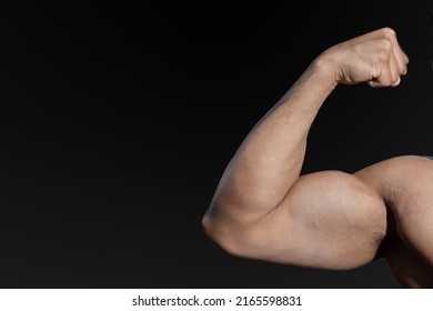 Close On Male Bodybuilder Flexing His Stock Photo 2165598831 | Shutterstock