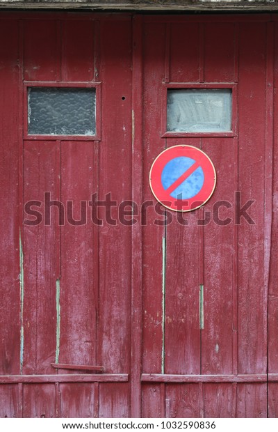 Close Outdoor View Old Wooden Garage Stock Photo Edit Now 1032590836