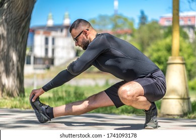 678 Man Strech Sports Images, Stock Photos & Vectors | Shutterstock