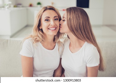 Mom Kisses Teen Girl Amature