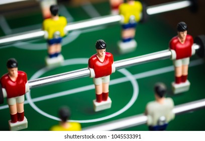 mini football player toys