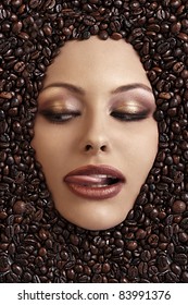 Close Portrait Girls Face Immersed Coffee Stock Photo 83991376 ...