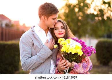 128,616 Elegant Couple Flowers Stock Photos, Images & Photography ...