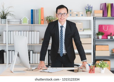 Front Desk Officer Images Stock Photos Vectors Shutterstock