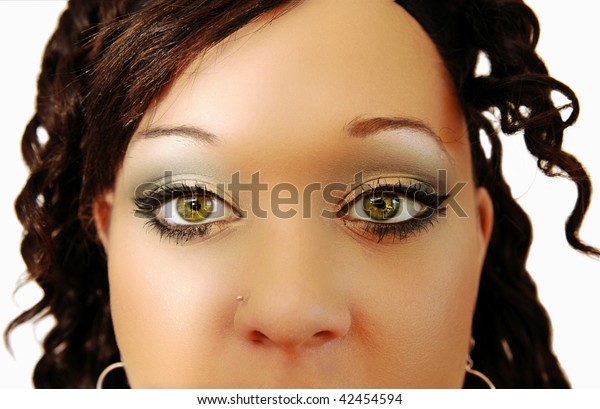 Green eyez pretty 