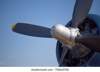 Close Radial Engine Hub Blue Cowling Stock Photo (Edit Now) 750610702