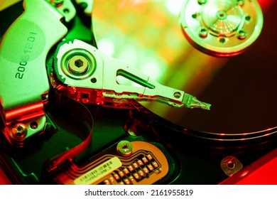 Close Read Write Head Arm On Stock Photo 2161955819 | Shutterstock