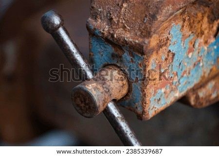 close up rusty old vise