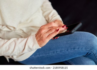 Close Up Senior Woman Hand Using Mobile Phone, Browsing Smartphone Apps, Shopping Online In Internet Store, Modern Technologies