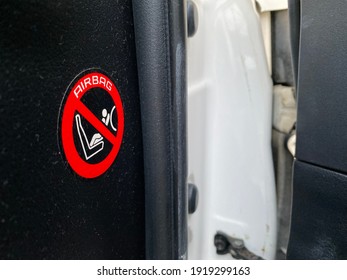 3,226 Airbag Sign Images, Stock Photos & Vectors | Shutterstock