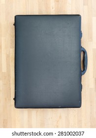 A Close Up Shot Of A Business Brief Case