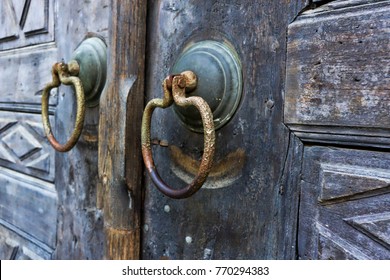 Close up shot of an old ottoman door