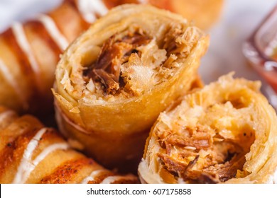 Close Up Shot Of A Sliced Crunchy Eggroll Freshly Served On A Platter