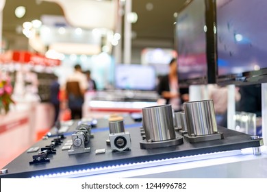 Close up side view many size of high quality and precision linear bushing drive or slide bar and lead ball bearing of machine on table for industrial work