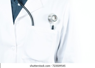  Close up of a stethoscope in a pocket of a doctor's white lab coat. 