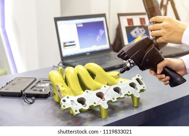 Close up touch probe of Automatic Coordinate measurement machine by CMM, Inspection dimension aluminum automotive parts by cnc programing control, high accuracy part verification.