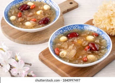 611 Lotus seed sweet soup Images, Stock Photos & Vectors | Shutterstock