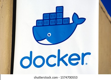 160 Docker icon Images, Stock Photos & Vectors | Shutterstock