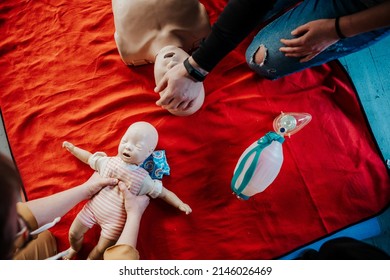 Close Up: Ife Size Training Dummy Model, Doll Face, Detail, Mannequin Mouth Wide Open, Medical Equipment. Paramedic Class Training Simple Props Abstract Concept