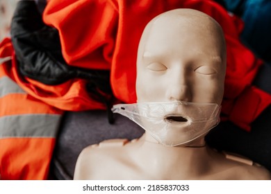 Close Up: Ife Size Training Dummy Model, Doll Face, Detail, Mannequin Mouth Wide Open, Medical Equipment. Paramedic Class Training Simple Props Abstract Concept