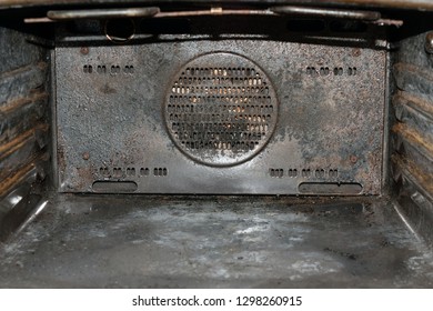 257 Very Old Oven Images, Stock Photos & Vectors 