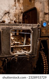 Close up view of an old machine.