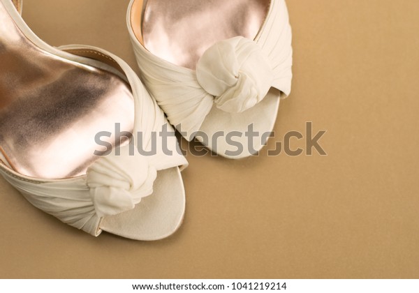 ivory color shoes for wedding