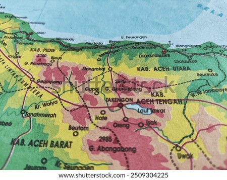Close up of west aceh map and major cities around it on physical map
