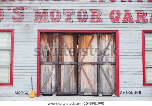Closed door vintage garage
service