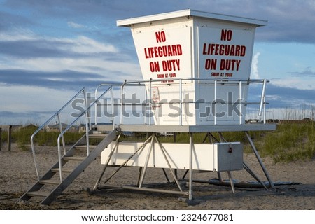 Closed lifeguard station, landscape format.