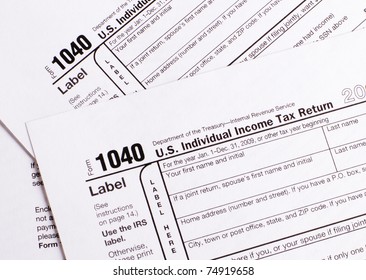 Close-up 1040  Tax Form