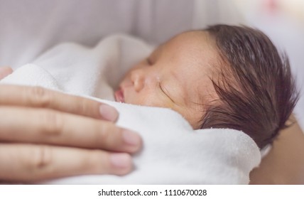 1000 Baby Born Stock Images Photos Vectors Shutterstock